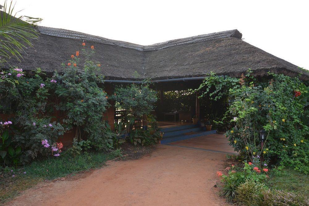 Red Earth Kabini Hotel Begur Exterior photo